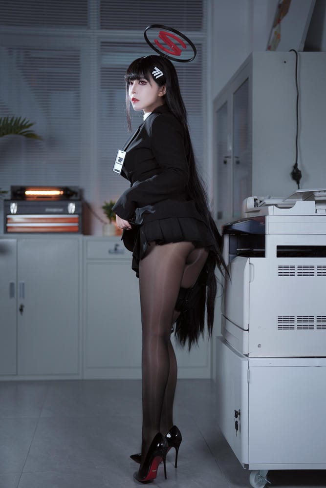 半半子 - 碧蓝档案 调月莉音 [60P8V-477M] 1 (19).jpg
